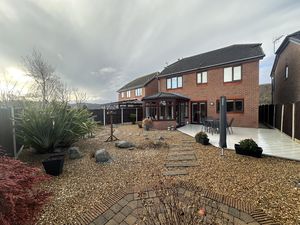 Photo 28- click for photo gallery